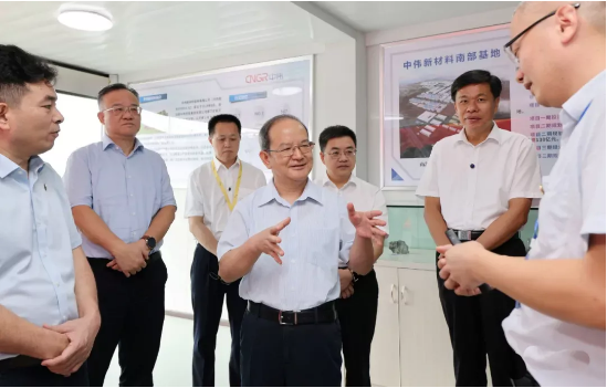 大力發(fā)展 大有可為丨廣西壯族自治區(qū)黨委書記鹿心社調研中偉南部產業(yè)基地